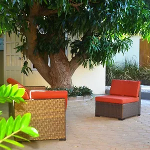 https://homey-vacation.comcaribbean.com