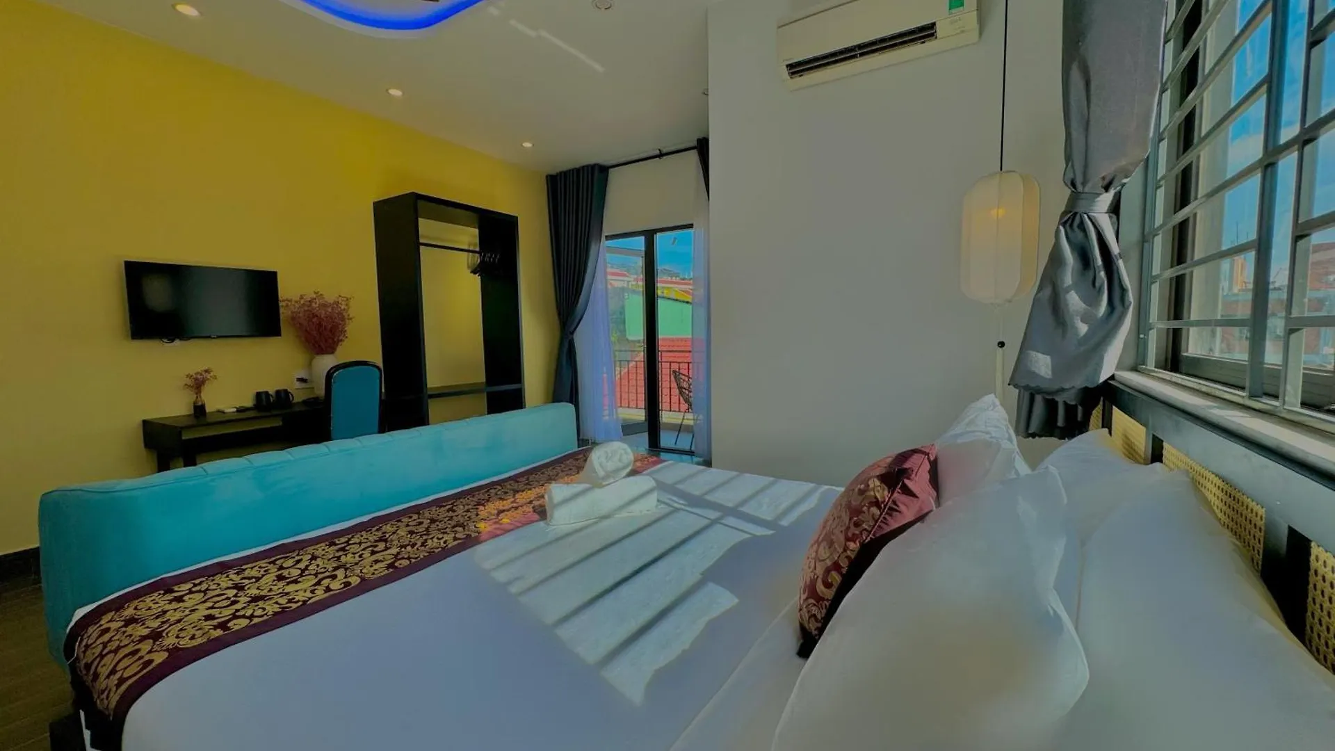 Pho Cho Dem Villa - Near Hoi An Old Town 200M Vietnam